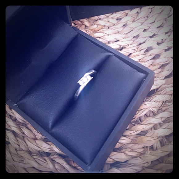 Engagement Ring - Picture 2 of 3